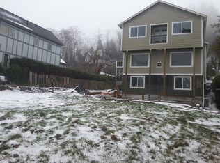 144 Duane St, Astoria, OR 97103