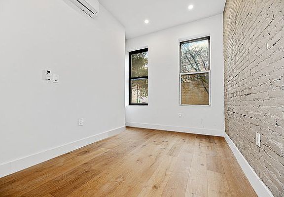 5th image of 106 S 2nd St #5