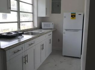 3220 NW 49th St, Miami, FL 33142
