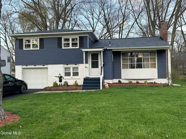 2312 Dean Street, Niskayuna, NY 12309