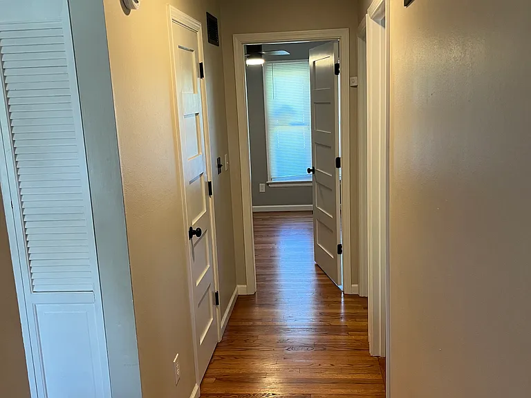 8 Parkrose Ct — Photo 31