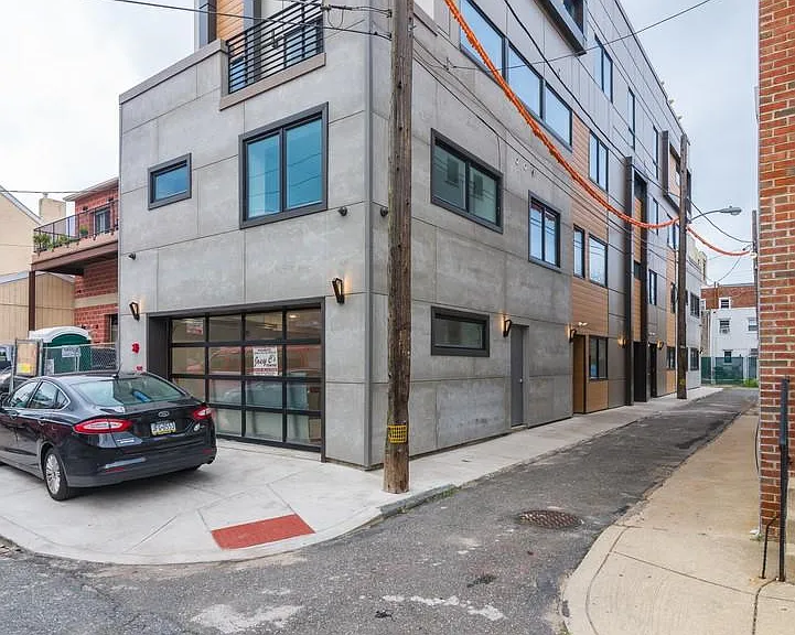 114 Richmond St #2RE — Photo 33
