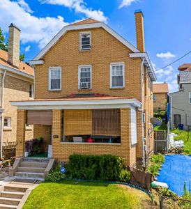 426 Saint Joseph St, Pittsburgh, PA, 15210
