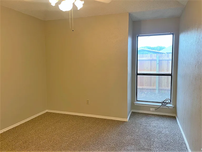 8518 Holly St — Photo 14