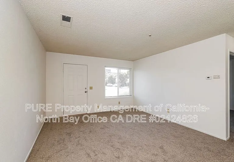 1603 Corby Ave #8 — Photo 4