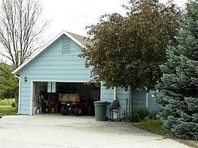 2nd image of 5565 Riverview Dr S