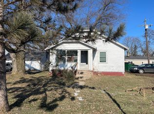 827 Golden Ave, Battle Creek, MI 49014