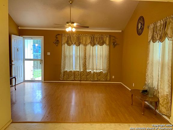 3rd image of 319 McCauley Ave