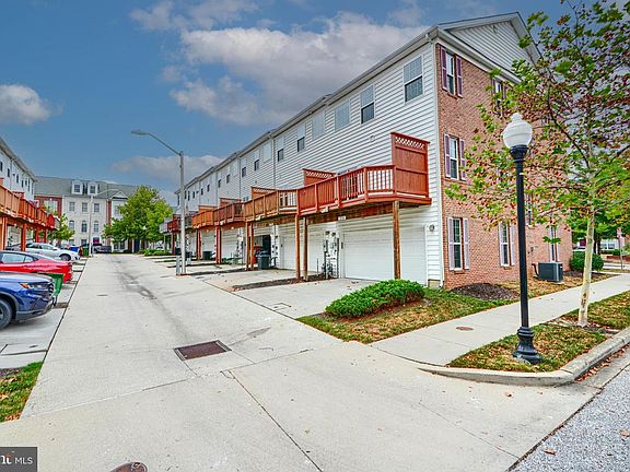 4th image of 316 Parkin St