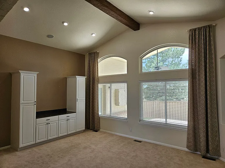 6686 Solana Dr — Photo 4