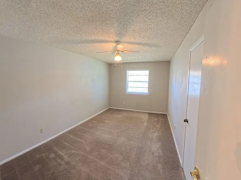 7324 Davis Blvd — Photo 11