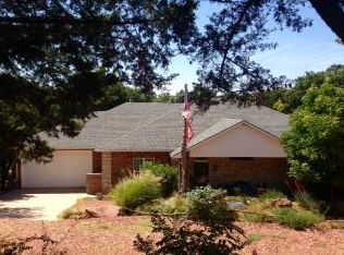 900 Tall Oaks Rd, Calumet, OK 73014