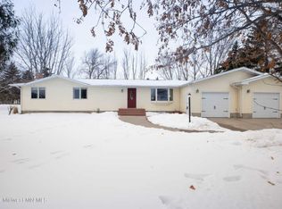 17116 River Oaks Blvd, Fergus Falls, MN 56537
