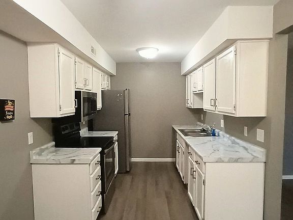 5th image of 2925 SW Maupin Ln APT 105