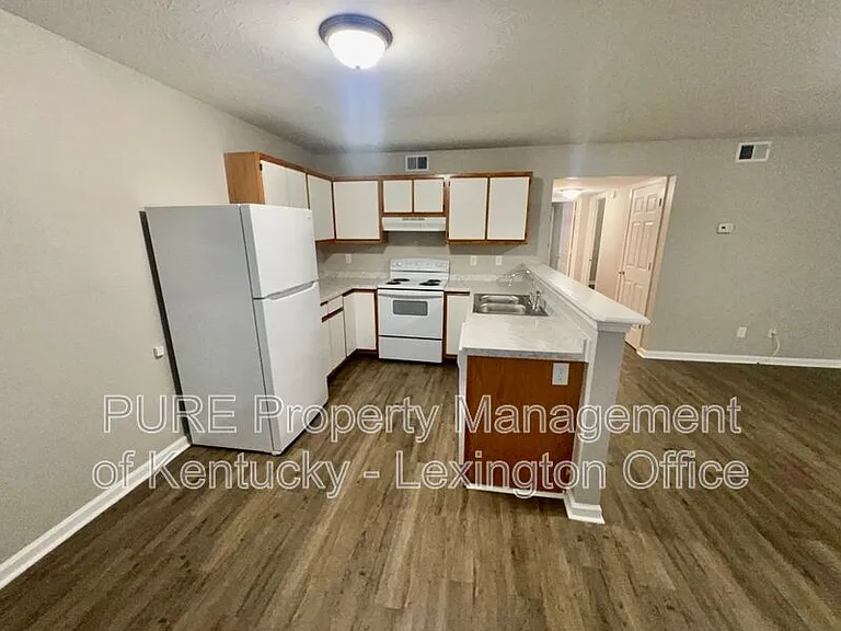 276 Grinder Ct — Photo 7