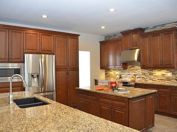 2nd image of 2409 Northumbria Dr
