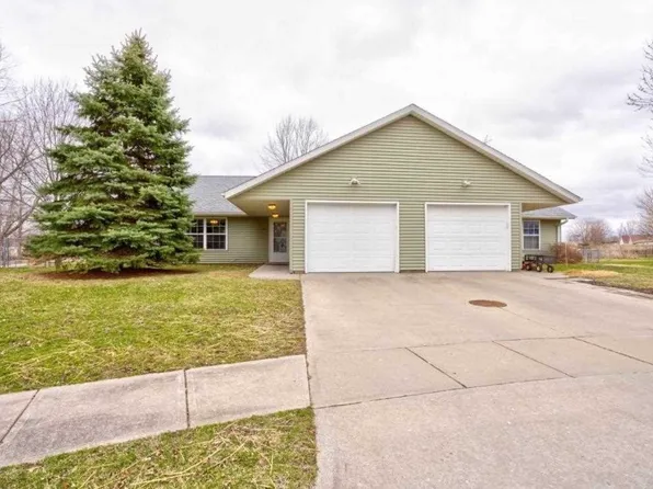 51 Coneflower Ct, Iowa City, IA 52240