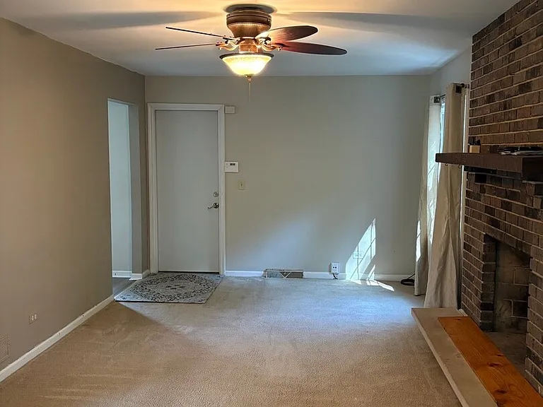 1613 Clyde Dr — Photo 5