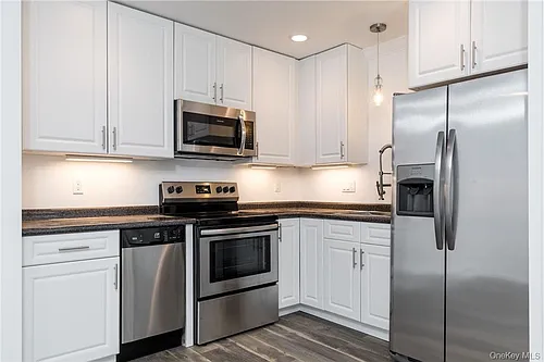 36 Main St #B Photo 1