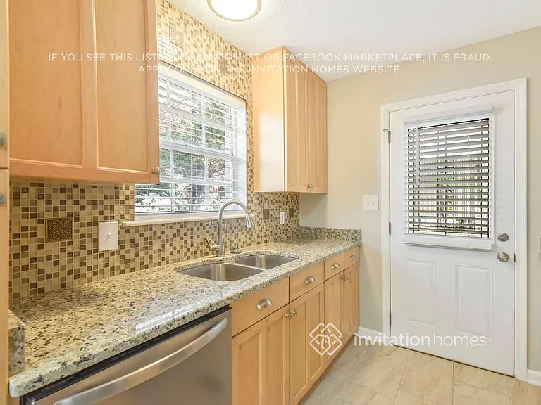 112 Rockledge Dr — Photo 9