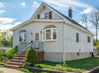 31 Zeliff Ave, Little Falls, NJ 07424