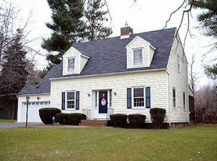 2758 Ridgeway Ave, Rochester, NY 14626