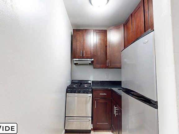 5th image of 107 Saint Marks Pl APT 6C