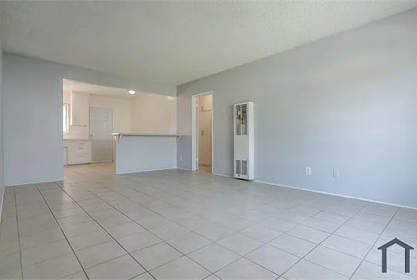 3868 Potomac Ave #6 — Photo 8