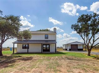 2129 Lezak Rd, Sealy, TX 77474