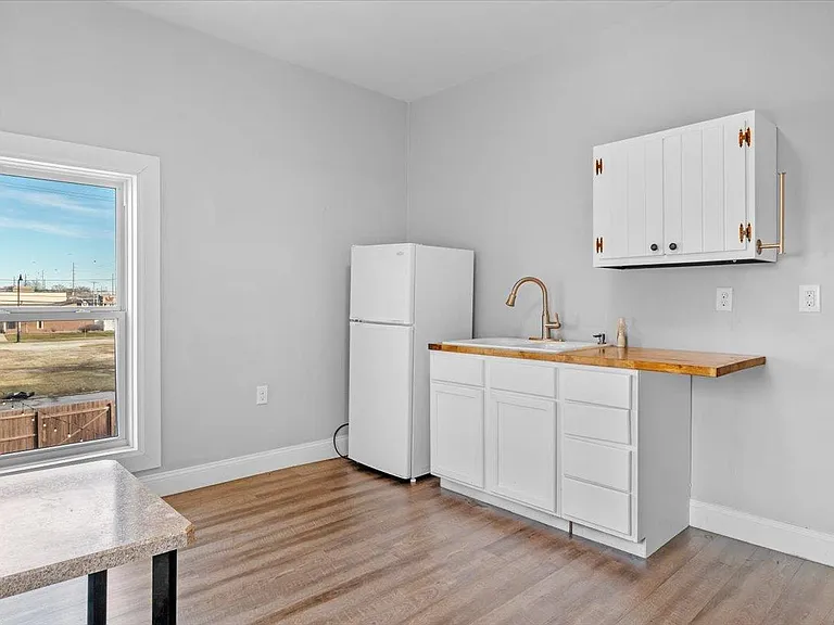 612 N 5th St #UPPER — Photo 10