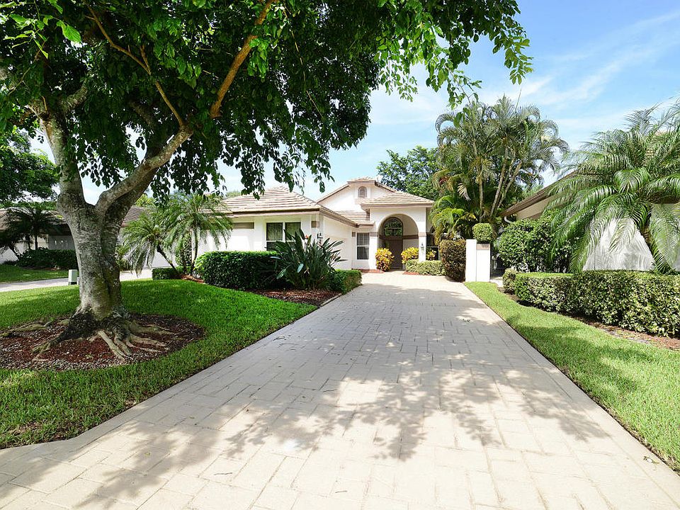 Home For Sale In Broken Sound Country Club