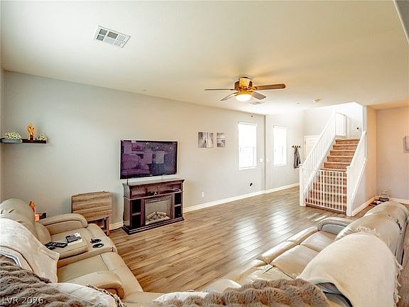 5th image of 124 Brookhouse Ct