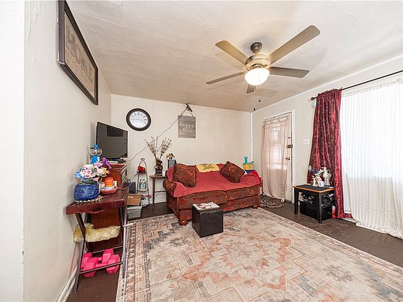 5th image of 313 Spaulding St