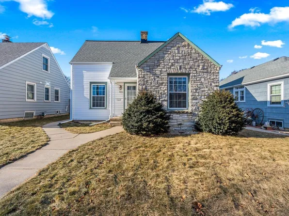2439 South 61st STREET, Milwaukee, WI 53219