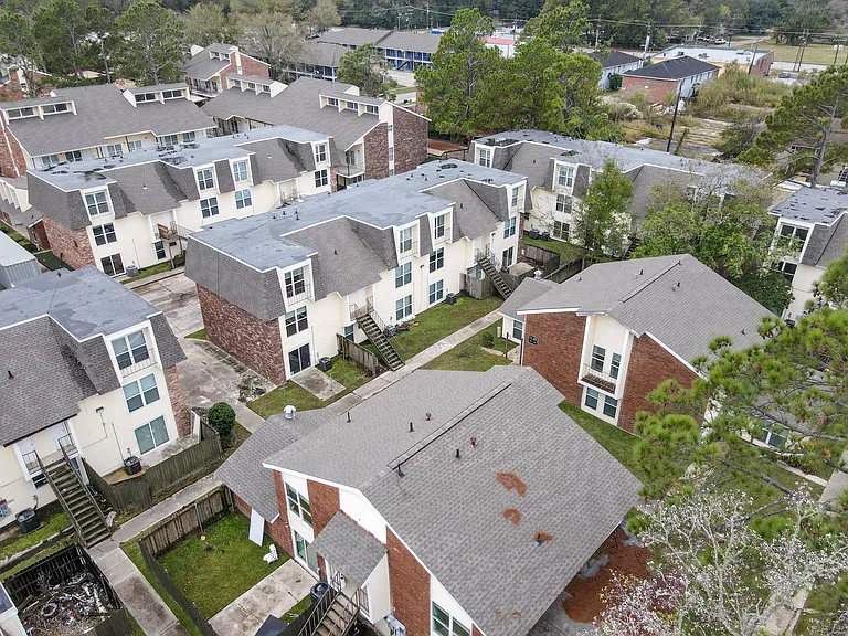 Oak Lane Apartments — Photo 44