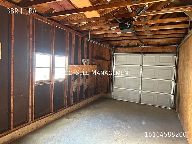 5798 Christie Ave SE — Photo 18