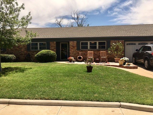 1st image of 2511 Cimmaron Ave