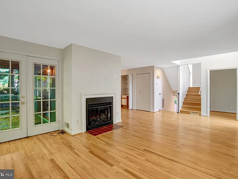203 W Glendale Ave — Photo 23