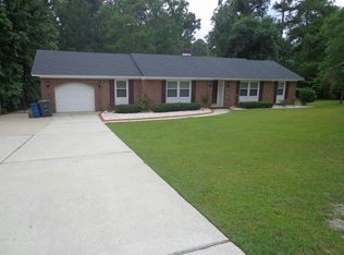 638 Galloway Dr, Fayetteville, NC 28303