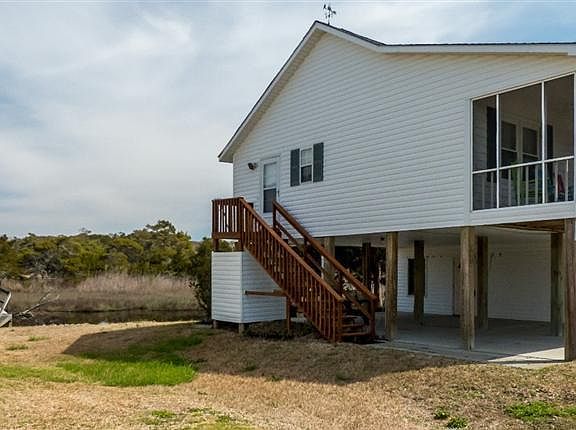 3rd image of 3510 E Pelican Dr