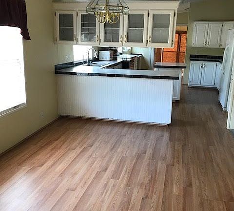 3rd image of 3010 E County Road 141