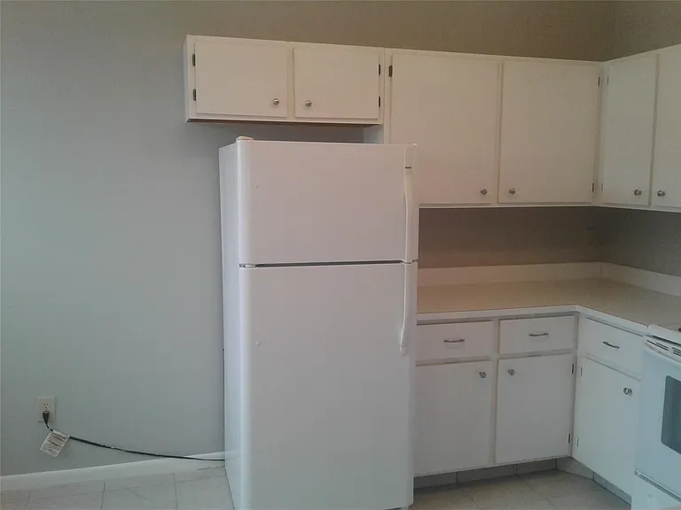 11969 NW 11th St #11969 — Photo 2