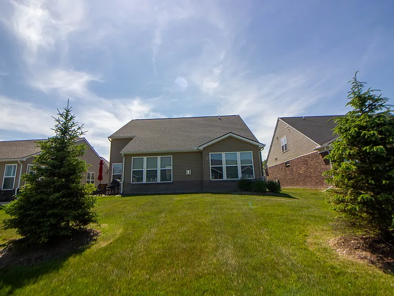 4897 Mayer St — Photo 12