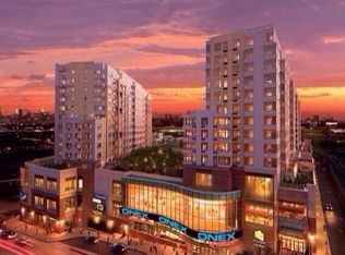 4022 College Point Blvd PH 3C, Flushing, NY 11354