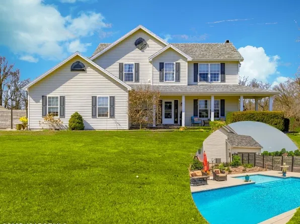 1235 County Road 2340, Moberly, MO 65270