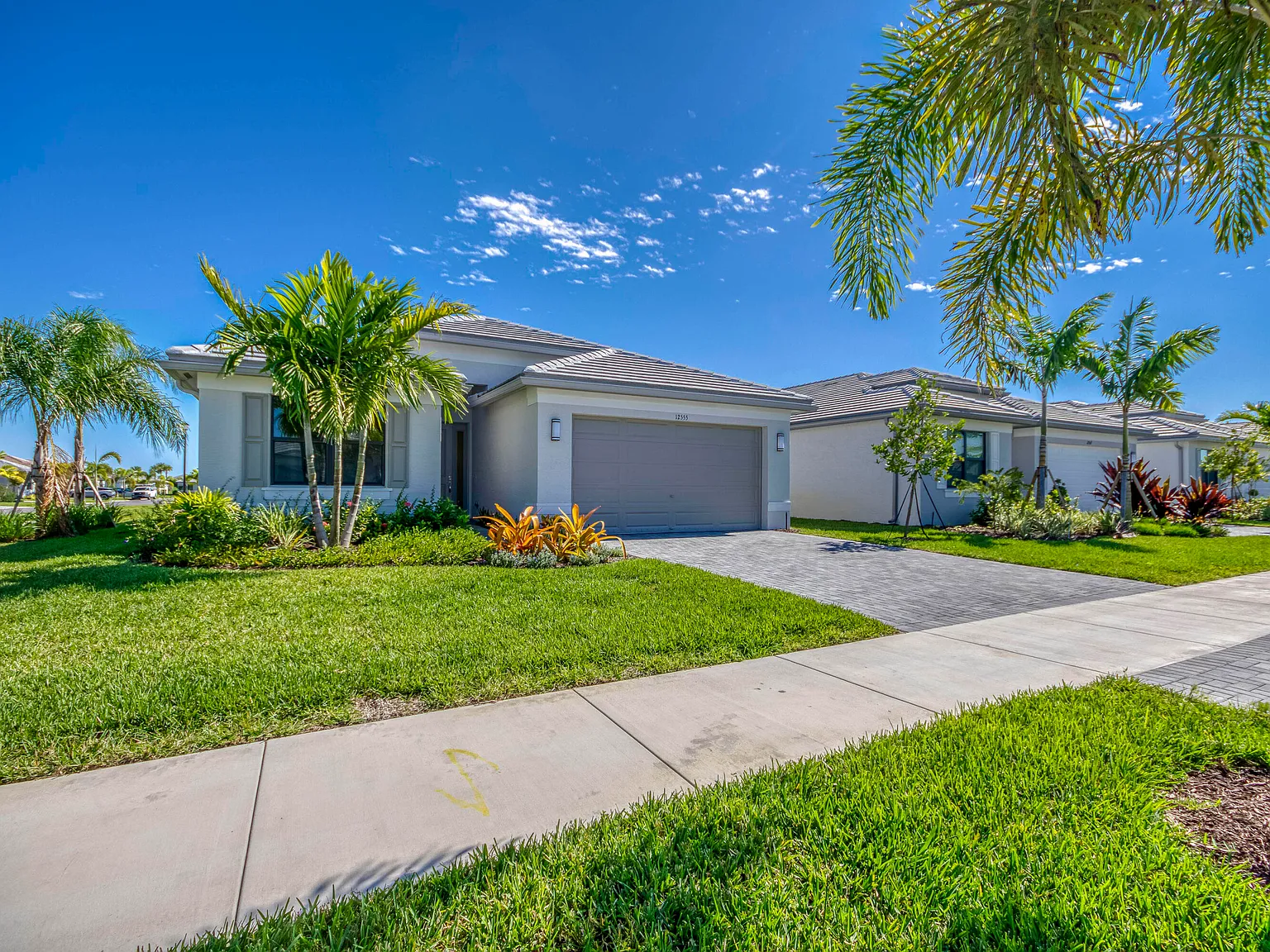 2 bed, 2.0 bath, 1355 sqft, $2,900 — Photo 3