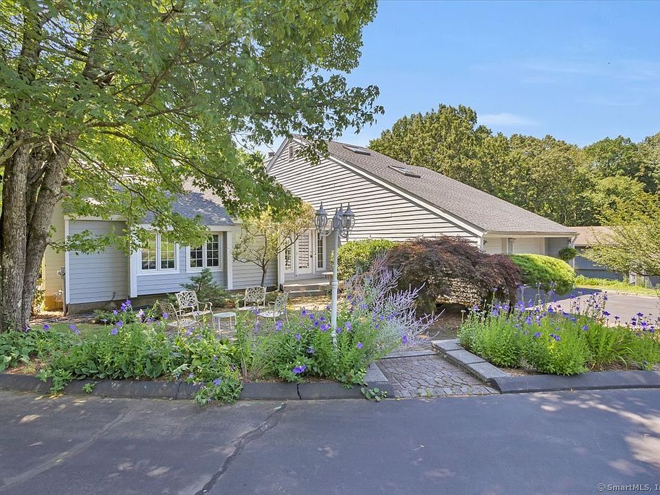 1st image of 127 Stanley Drive