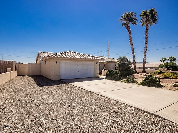 2nd image of 3850 Sweetgrass Dr