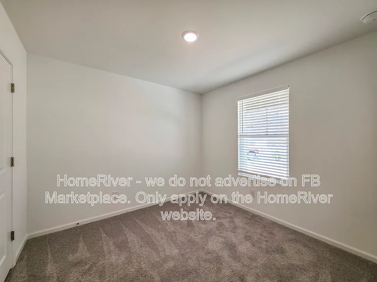 757 Dylan Ct — Photo 17