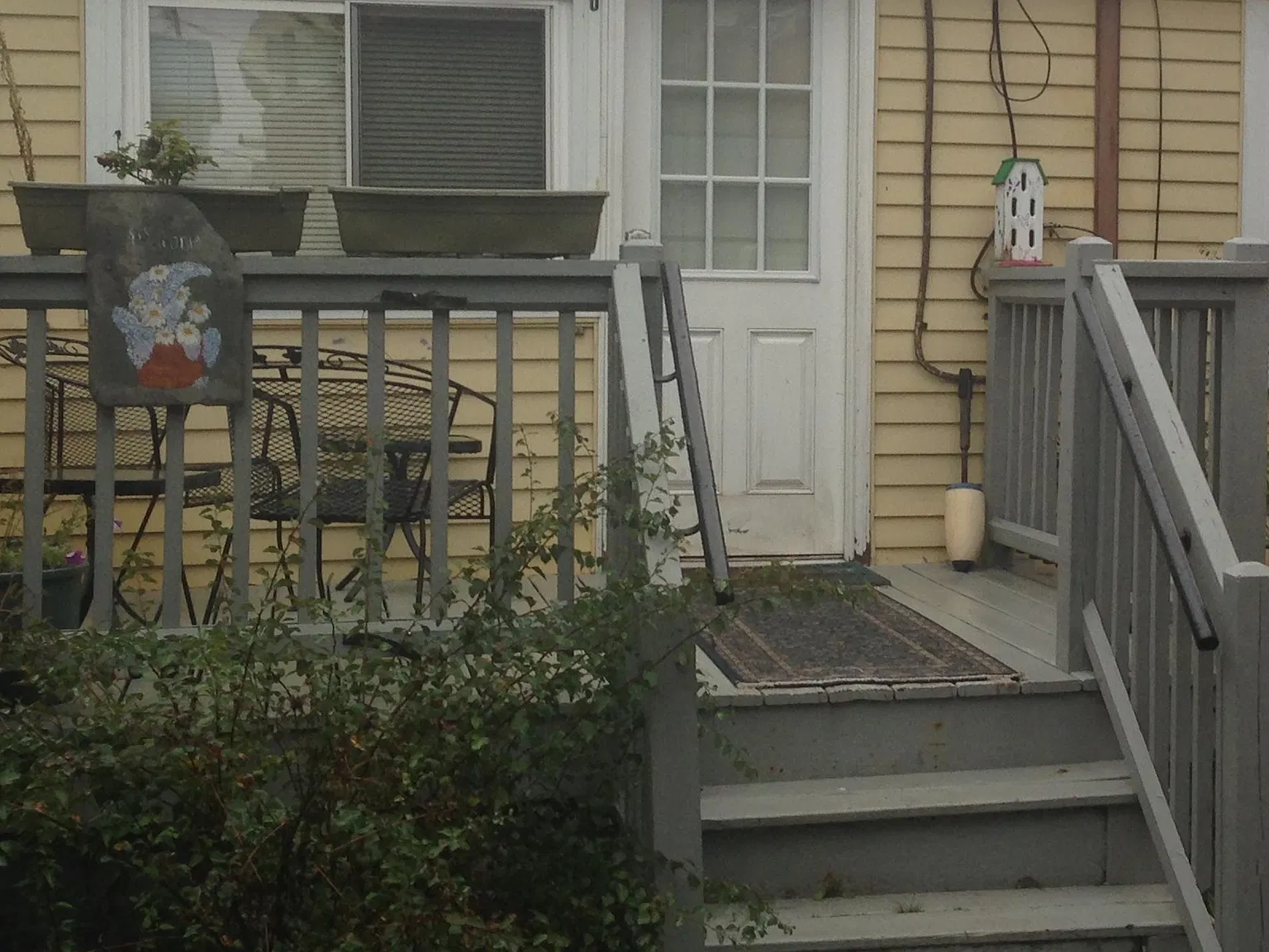 3 bed, 1000 sqft, $1,300 — Photo 4